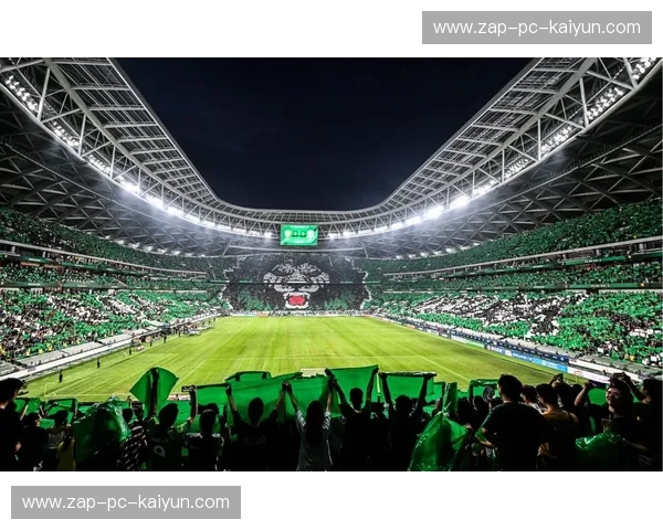 绿巨人与紫禁之巅：上海上港与北京国安的足球恩怨情仇